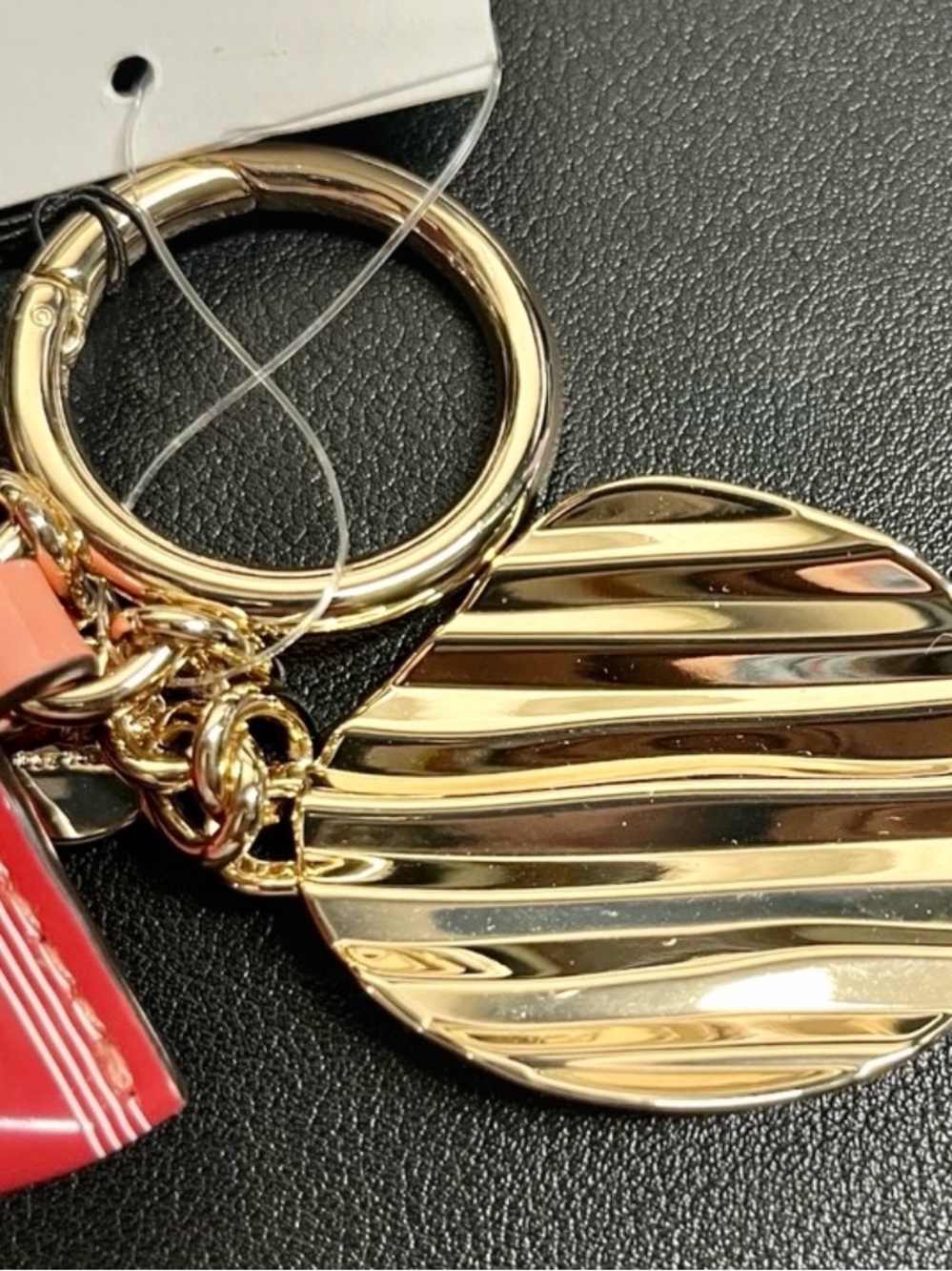 kate spade Pink & Gold 'Kate's Kettle Cooked' Snack Bag Keychain -NWT - Picture 3 of 7